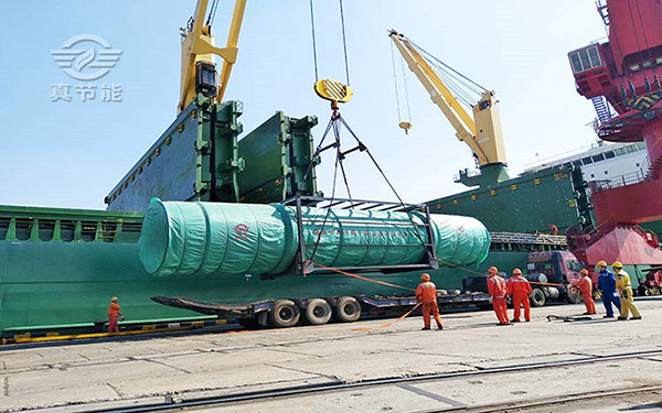 豆腐渣烘干機吊裝現場